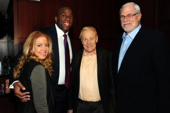 与皇家社会 与皇家社会