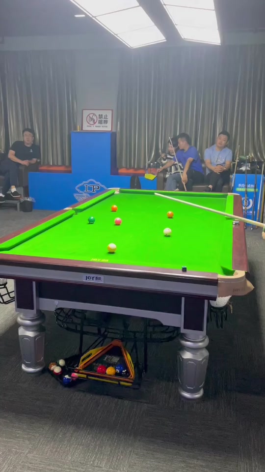 存在摩擦 存在摩擦